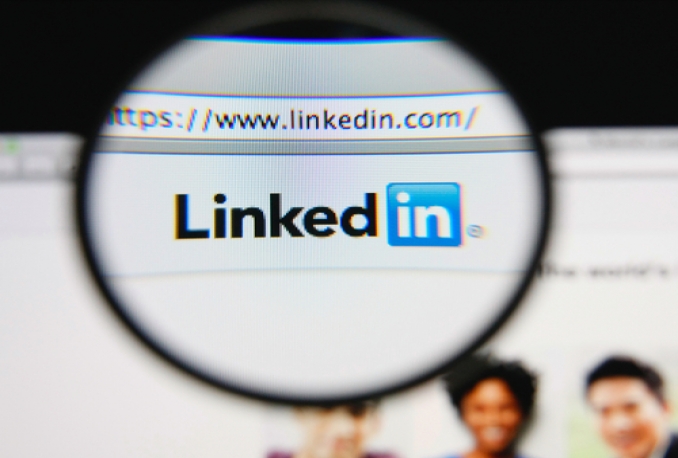 give you List of 10,000+ LinkedIn Emails